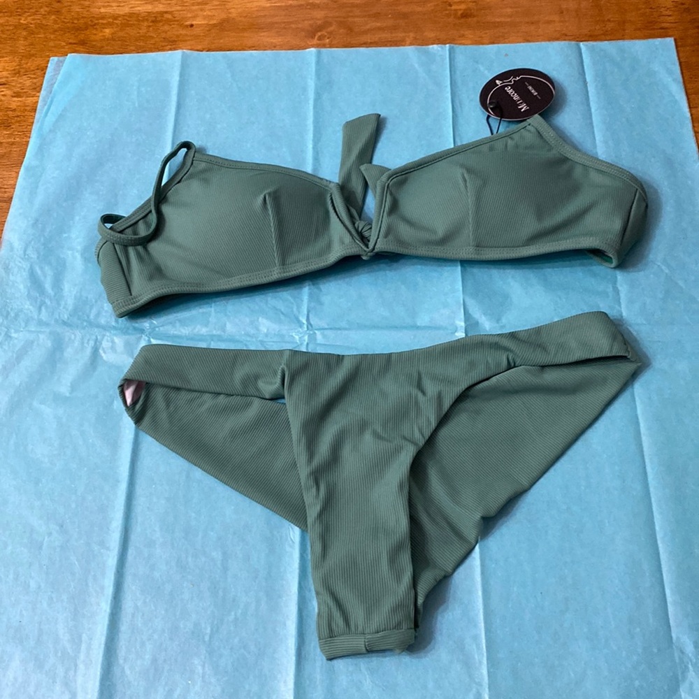 Green Two Piece Swimsuit (M)